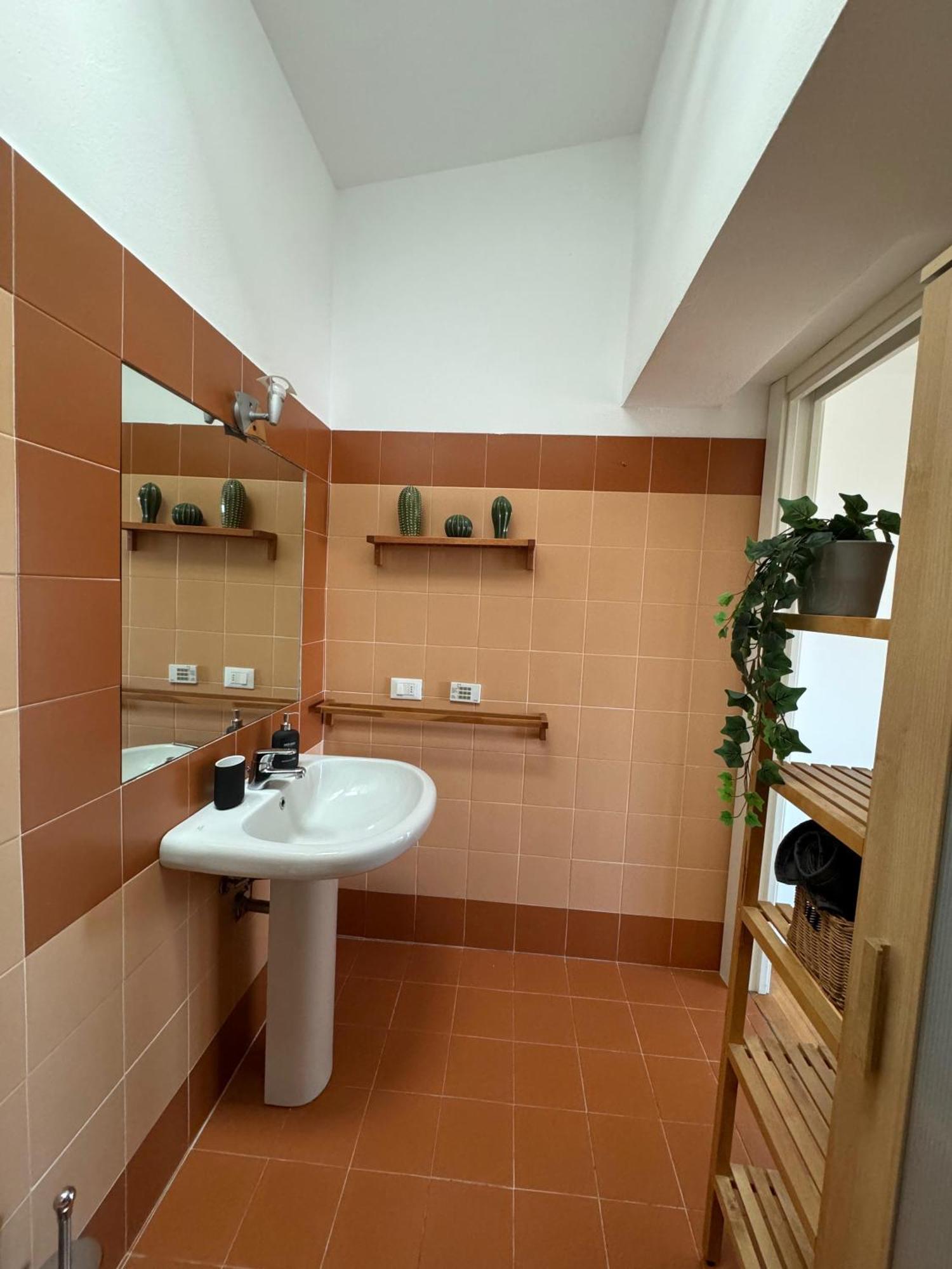 Appartamento Isola- Attico Con Balcone Milano Exterior foto